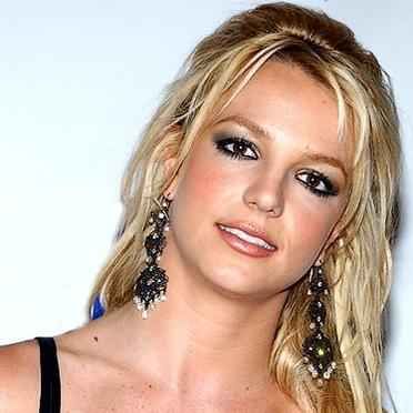 people-britney-spears-2392222_1350.jpg
